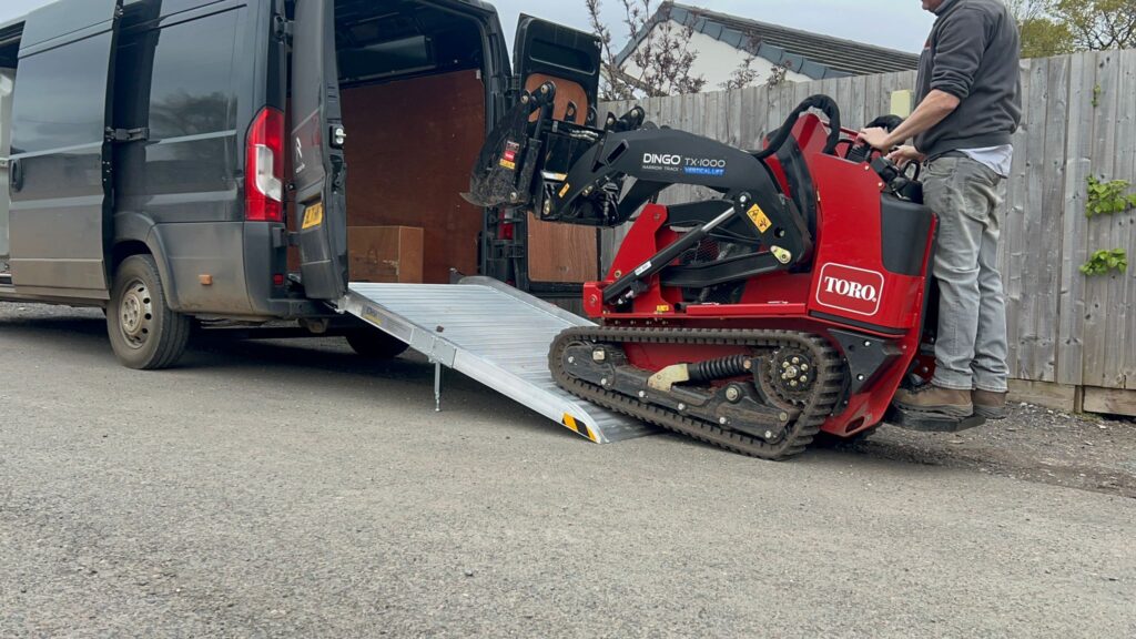 1000kg capacity folding van ramp