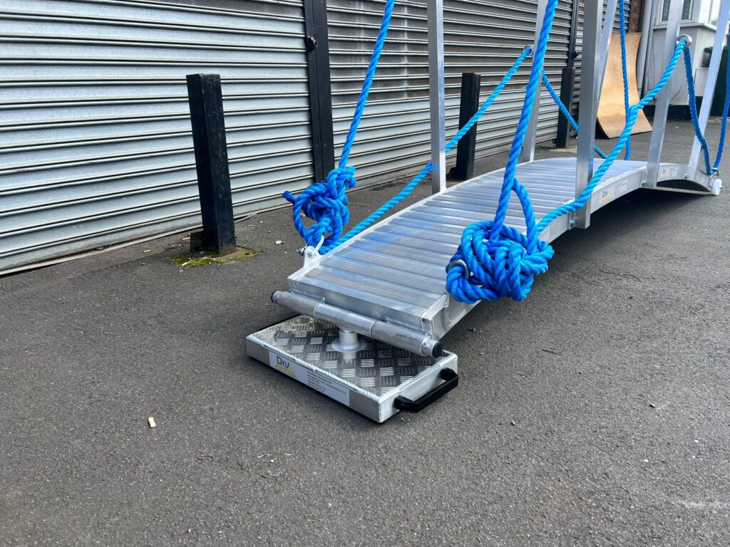 aluminium walkway