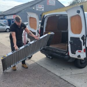 lightweight collapsable van ramp
