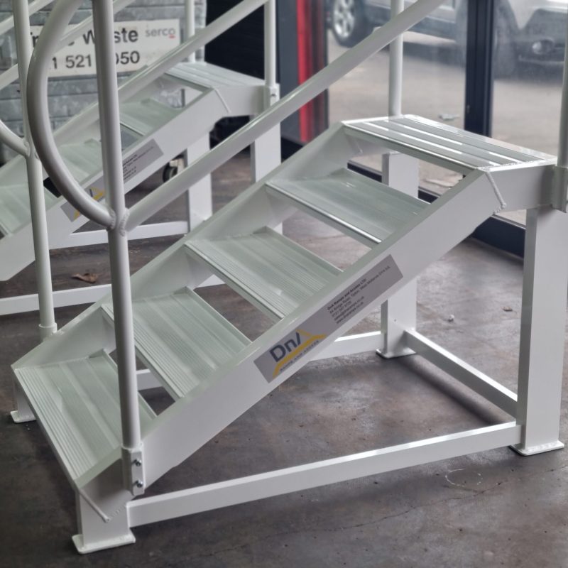 lightweight aluminium steps